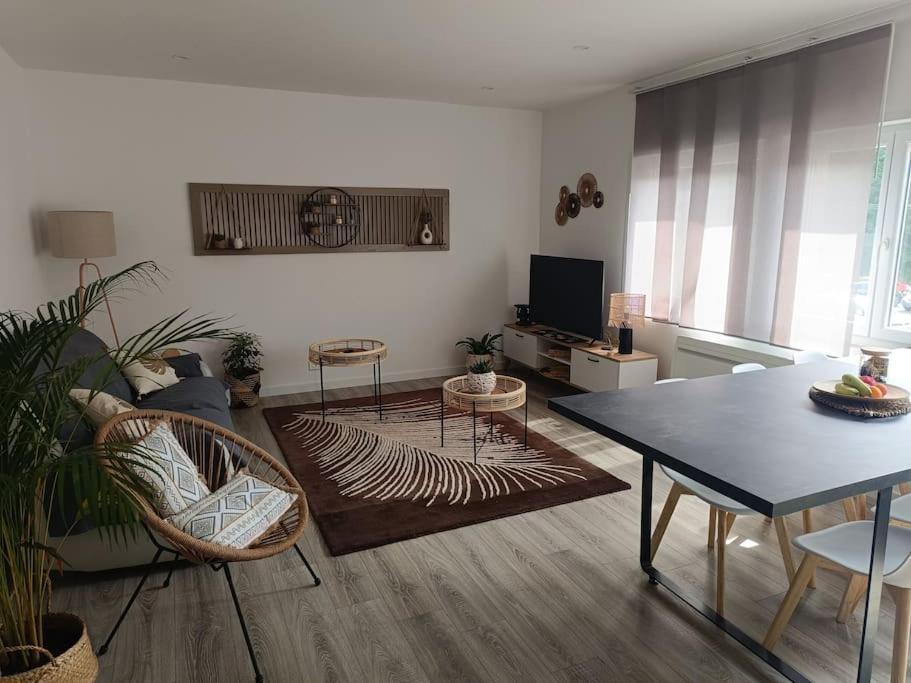 L'Appart' Centre Ville 3 Chambres 勒泰勒 外观 照片